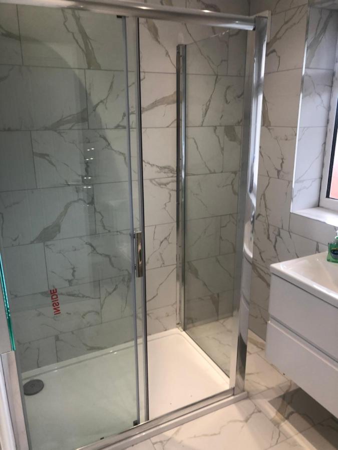 5 Bedroom House In Орпінґтон Екстер'єр фото